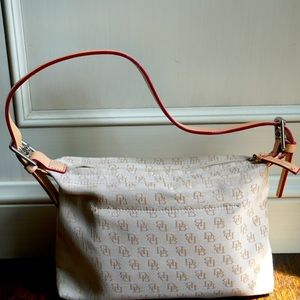Dooney & Bourke shoulder bag
